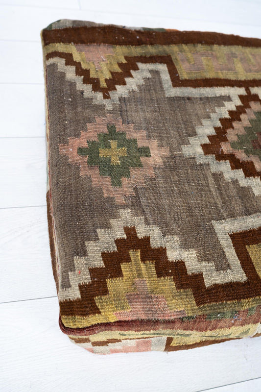 Handmade Moroccan Wool Pouf Floor Cushion Boho Ottoman Pet Bed and Meditation Seat