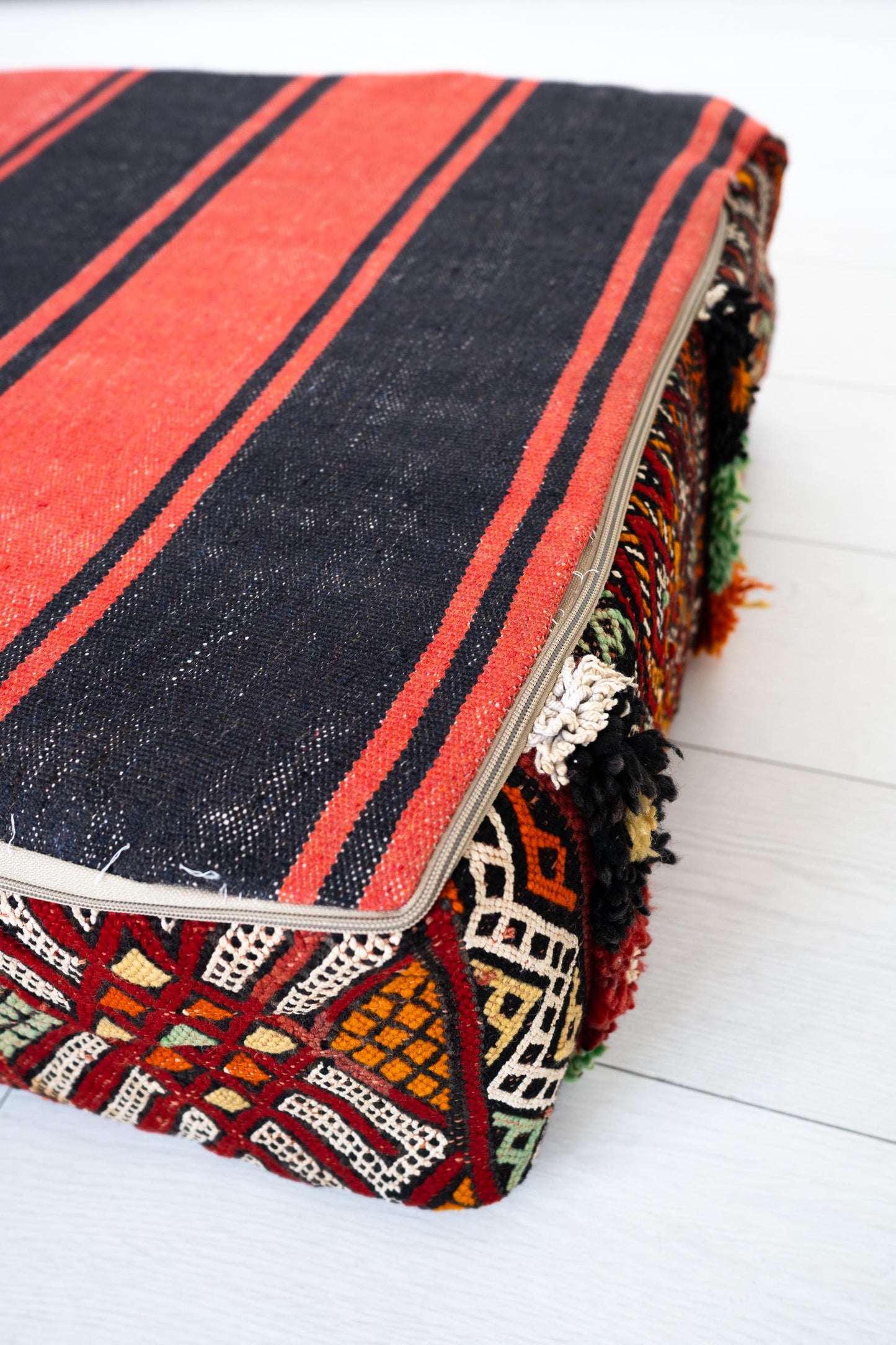 Handmade Moroccan Wool Pouf Floor Cushion Boho Ottoman Pet Bed and Meditation Seat