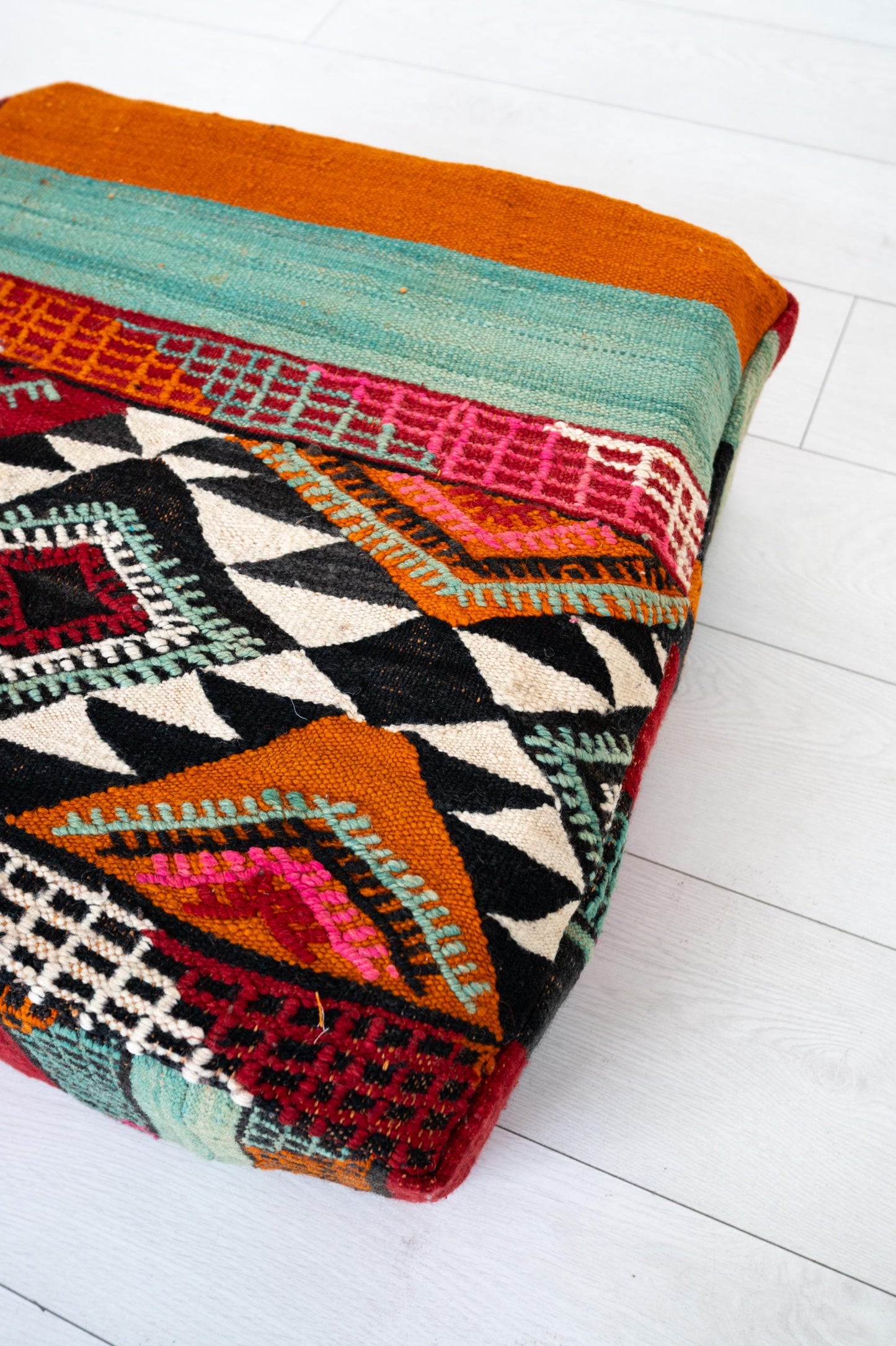 Handmade Moroccan Wool Pouf Floor Cushion Boho Ottoman Pet Bed and Meditation Seat