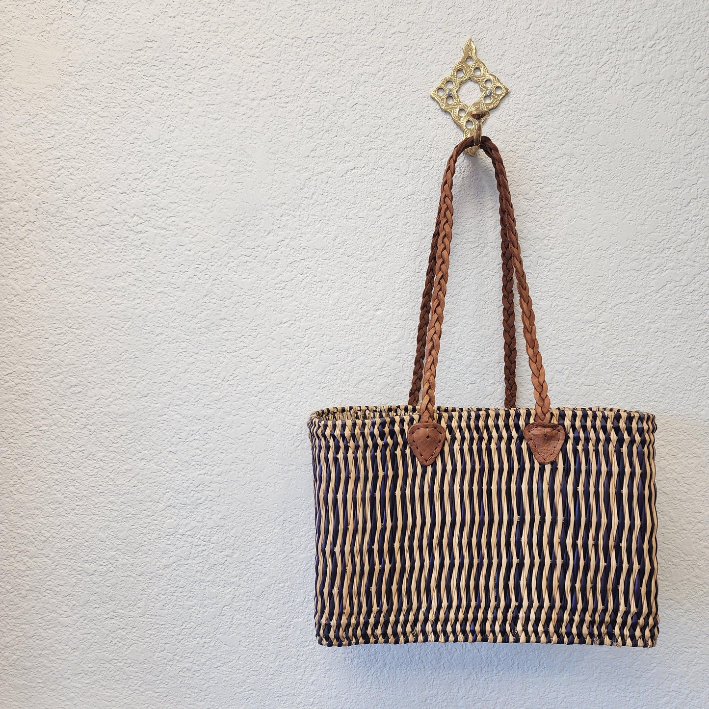 Vibrant Handwoven Moroccan Reed Basket - Essaouira Crafted Farmers Market Tote - African Shopping Carrier