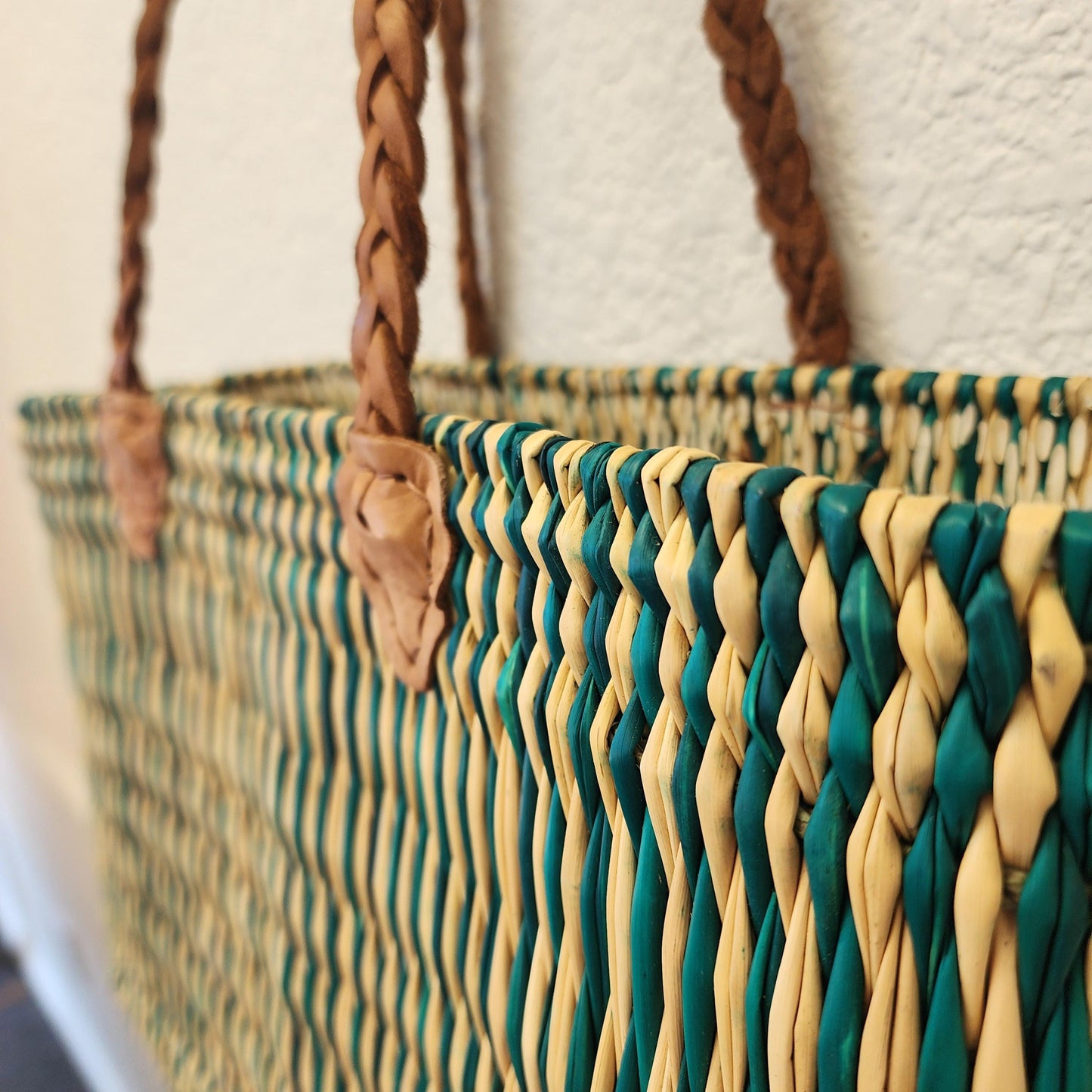 Vibrant Handwoven Moroccan Reed Basket - Essaouira Crafted Farmers Market Tote - African Shopping Carrier