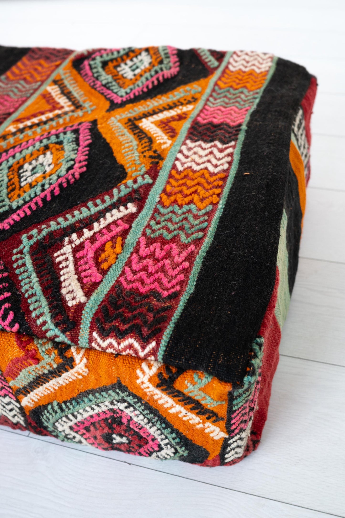 Handmade Moroccan Wool Pouf Floor Cushion Boho Ottoman Pet Bed and Meditation Seat