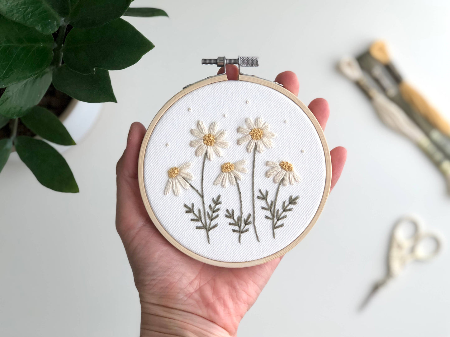 Daisies Embroidery DIY Kit