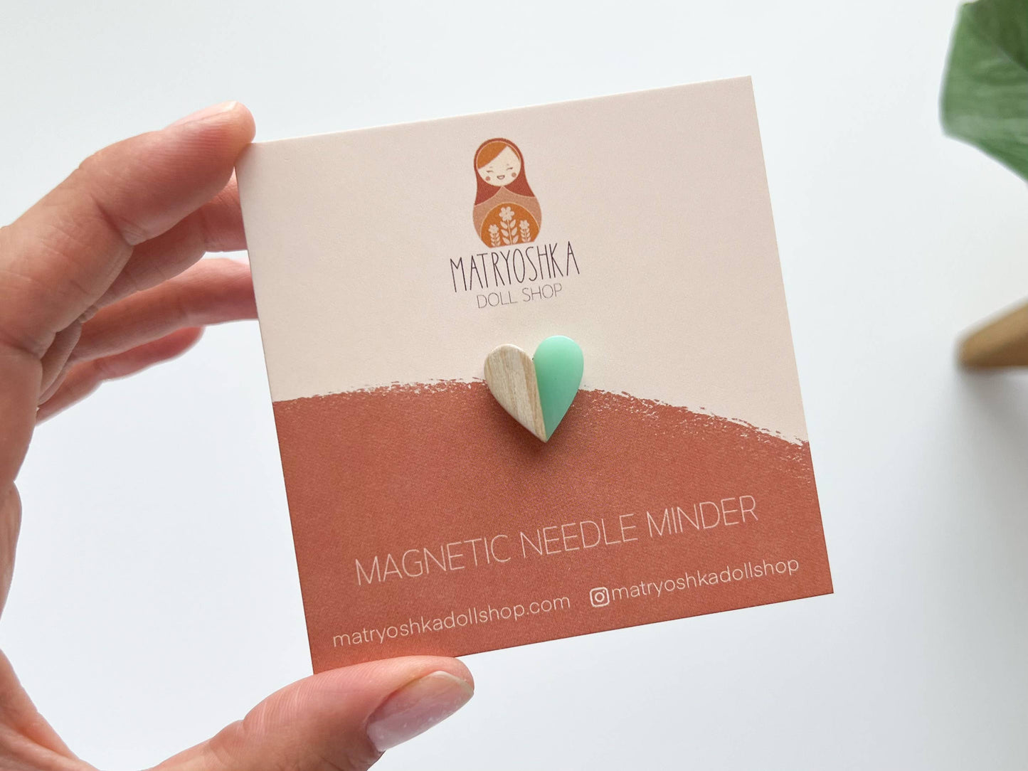 Heart Magnetic Needle Minder