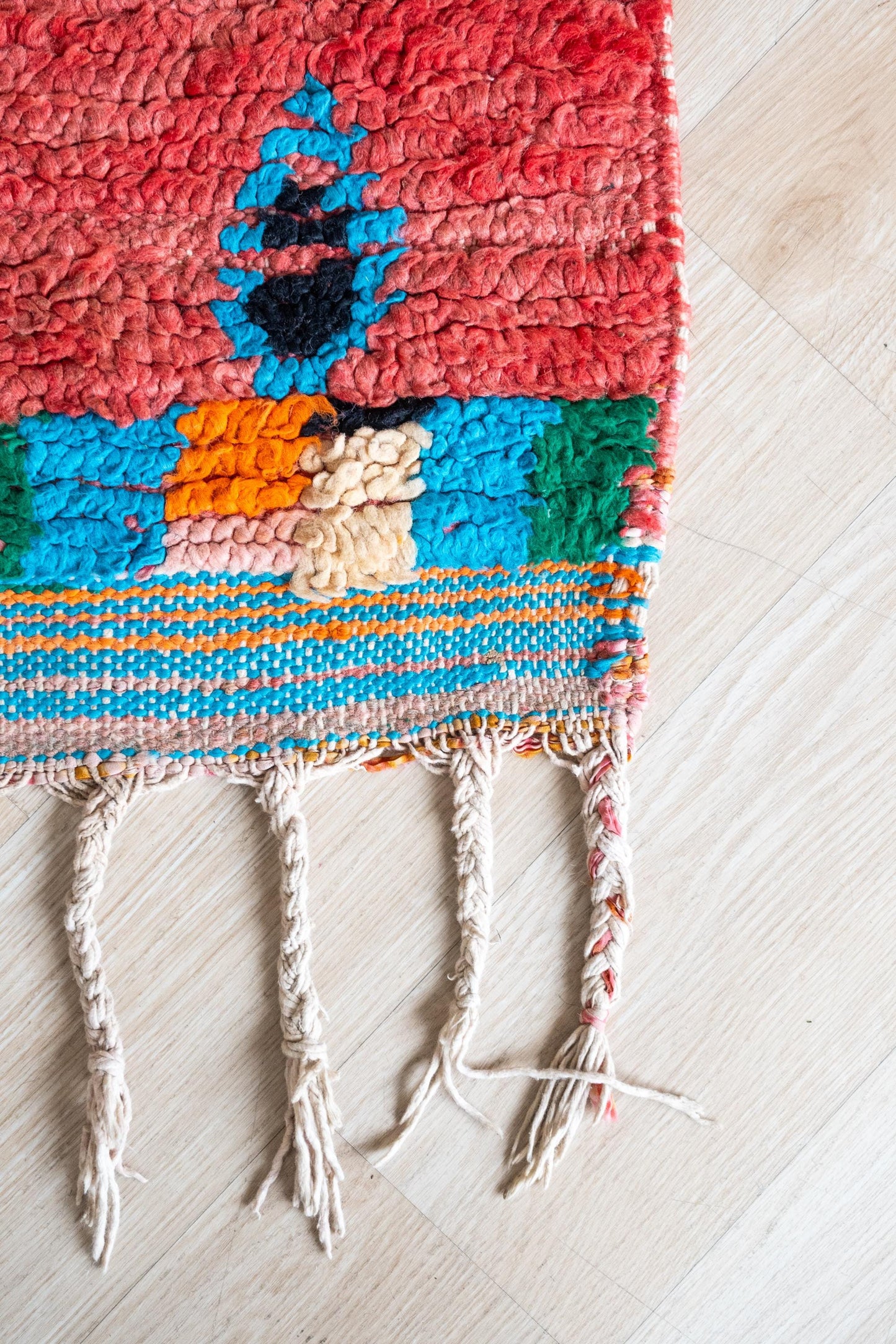 Vibrant Moroccan Runner: Eclectic Home Decor, Artisan-Made Geometric Pattern for Contemporary Interiors