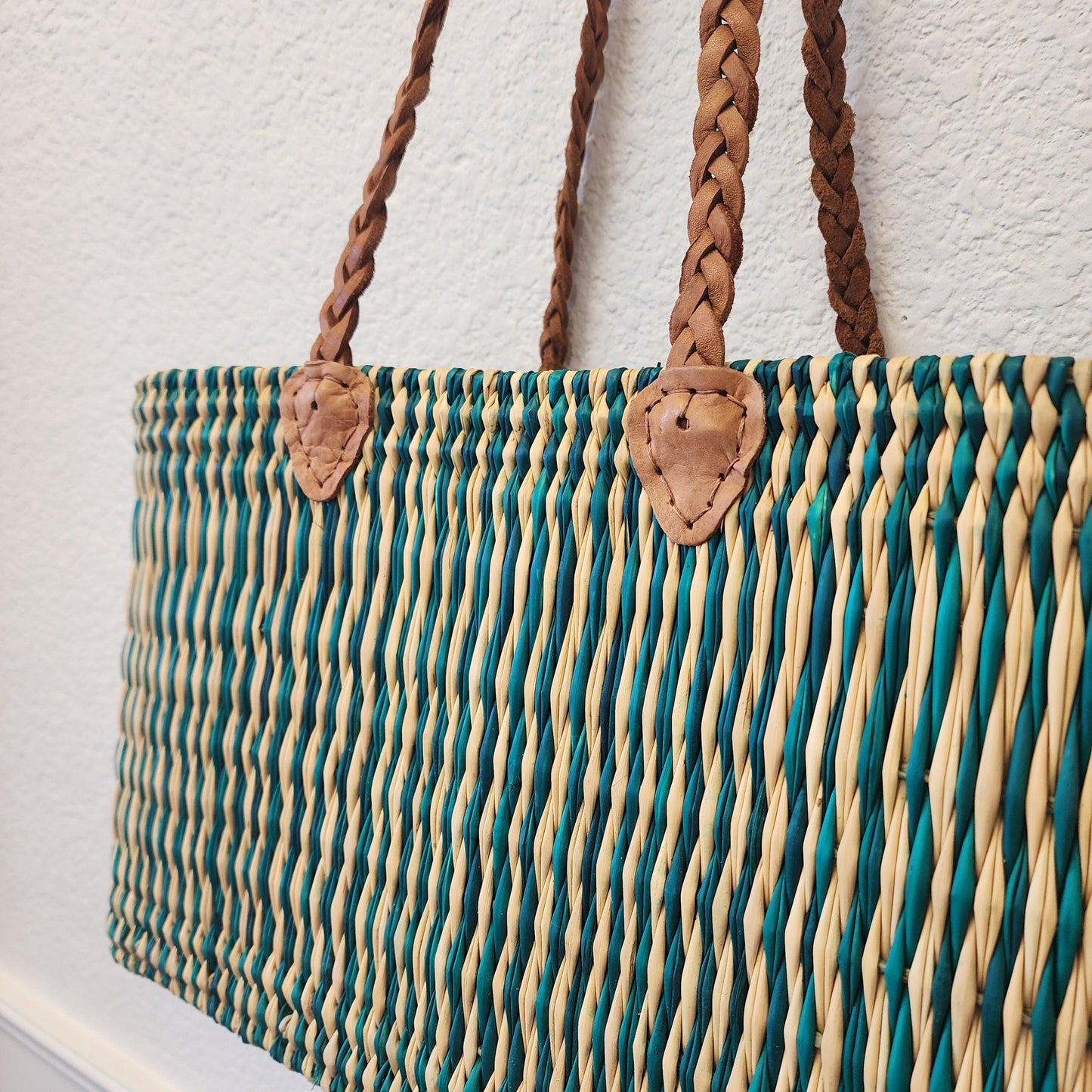 Vibrant Handwoven Moroccan Reed Basket - Essaouira Crafted Farmers Market Tote - African Shopping Carrier