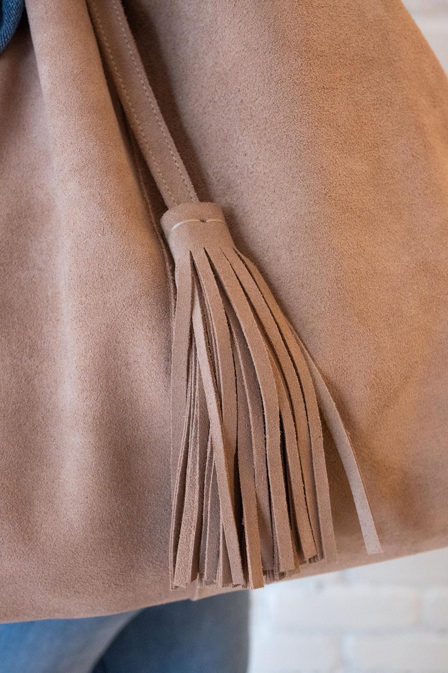 Moroccan Handcrafted Leather Tote: Stylish Everyday Carry for Work, Travel & Shopping