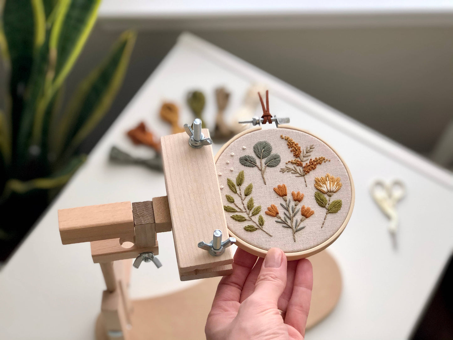 Botanical Embroidery DIY Kit