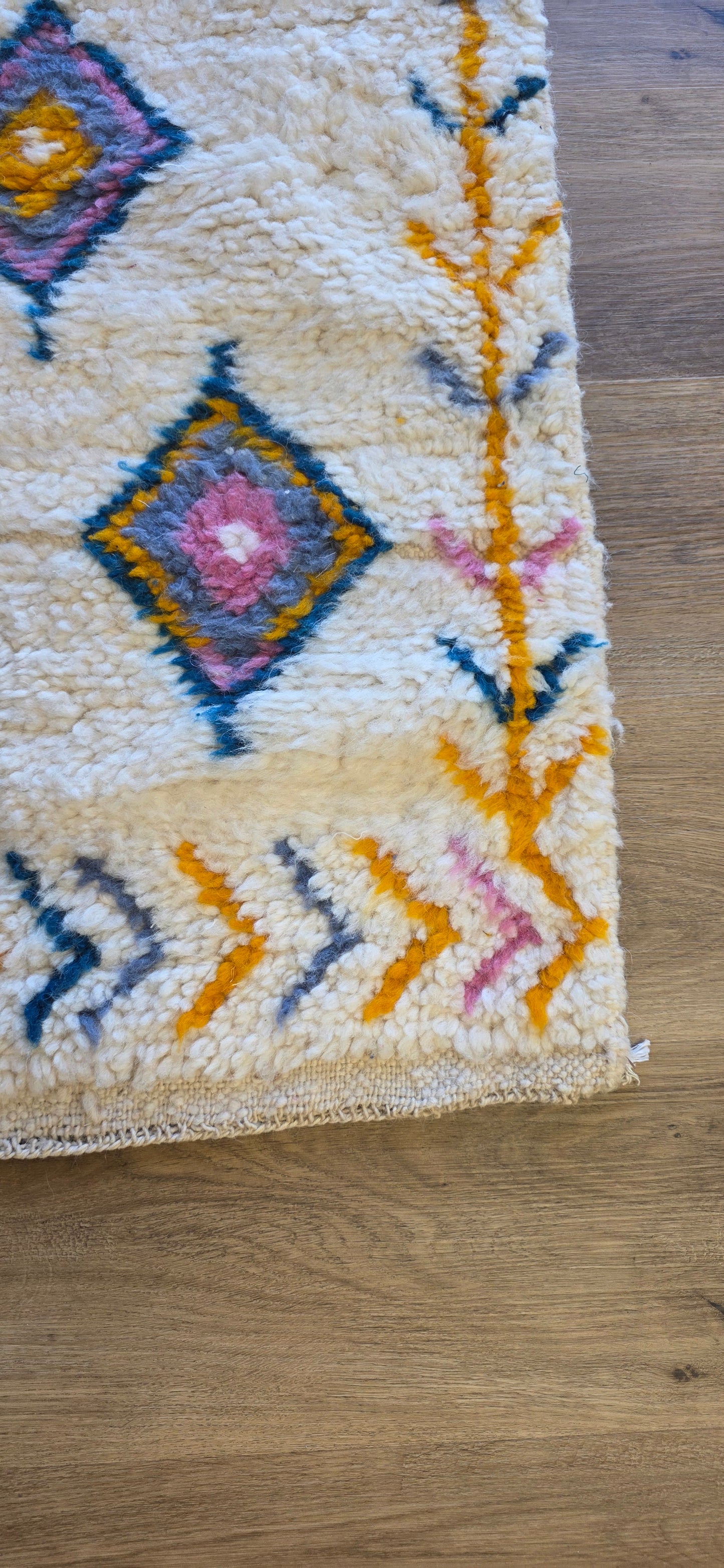 New Moroccan Azilal Rug - 009