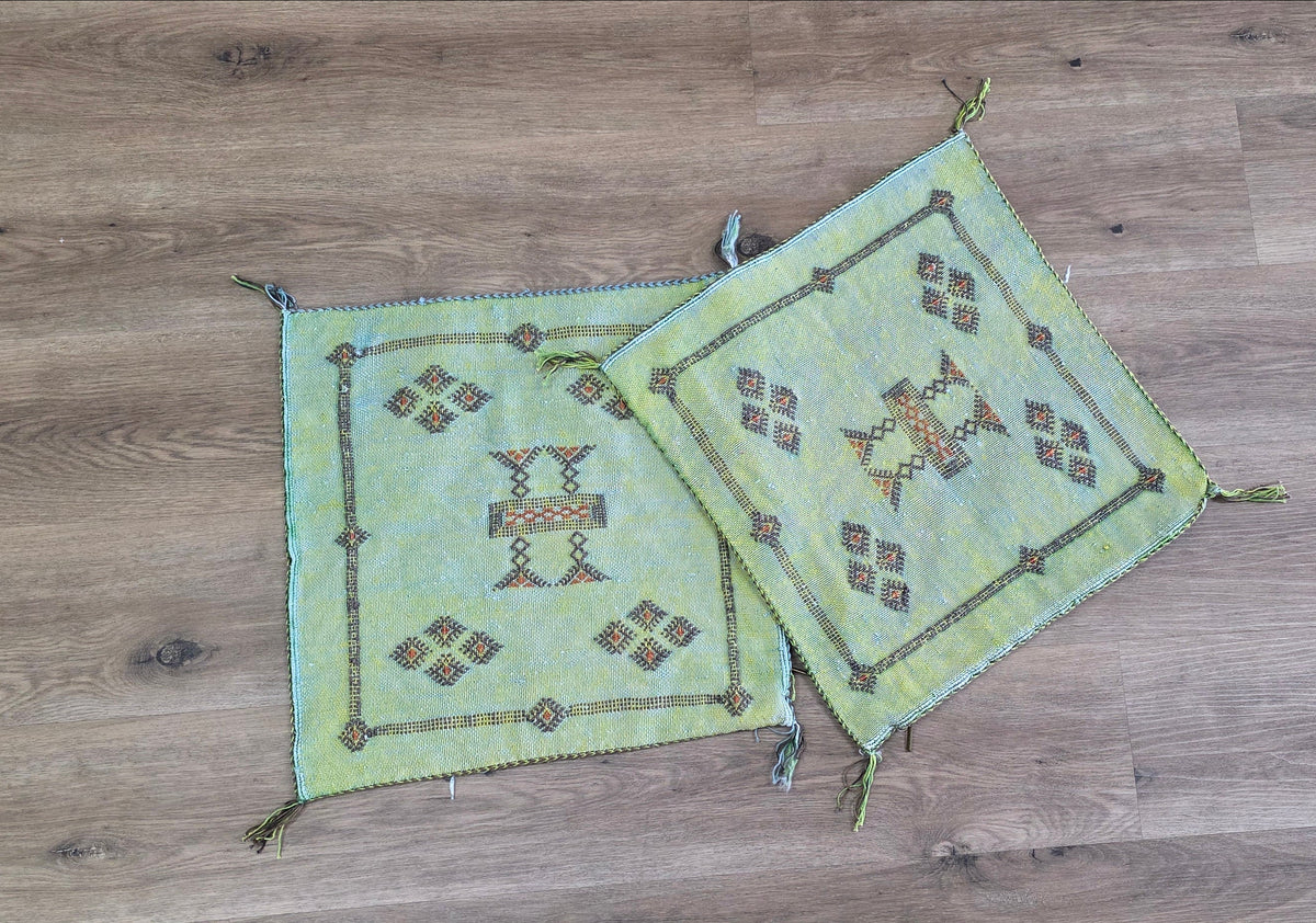 Cactus Silk Accent Pillow: Set of 2